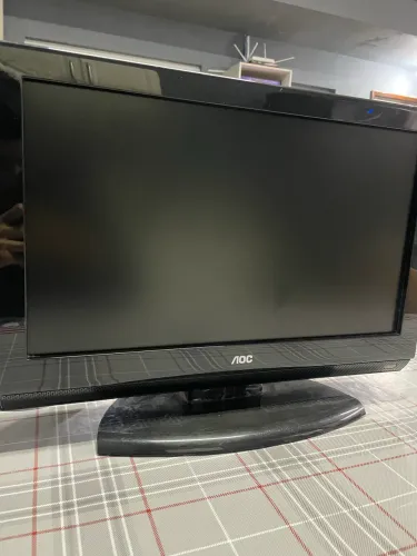 Vendo monitor AOC 19?