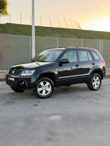 Suzuki Grand Vitara 2.0 16V 4x2/4x4 5P Aut. 2011