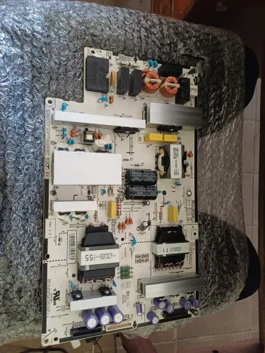 Vendo uma placa fonte tv LG