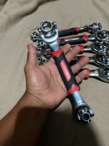 Chave Combinada Multifuncional 48 Em 1 Aço Cromado Antiderrapante( com SUCÇÃO)?