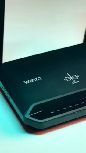 ONU/ONT GPON Fiberhome, modelo HG6145F com tecnologia Wi-Fi 6 AX1800