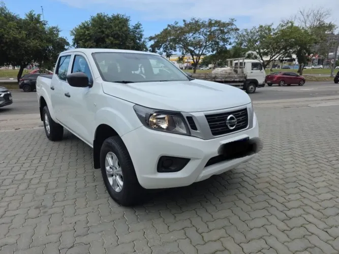 Nissan Frontier S CD 4X4 2.3 TB Diesel Mec. 2022