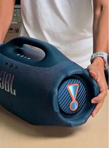 JBL Boombox 4