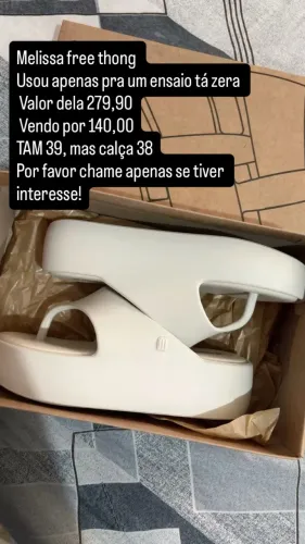 Melissa free thong tamanho 39 , que calça 38 de 279,90 por 150