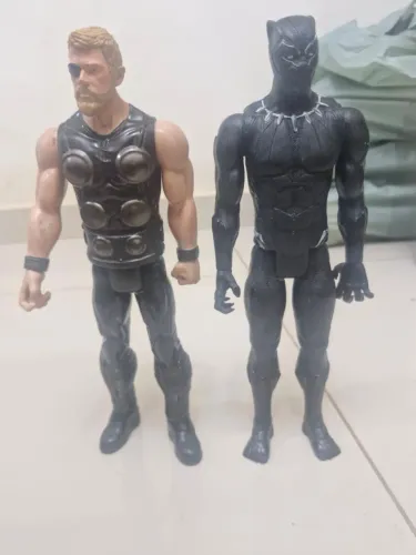 Kit Bonecos Marvel - Thor e Pantera Negra