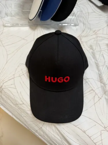 Bonés quiksilver, adidas, Hugo, billabong, jordan.