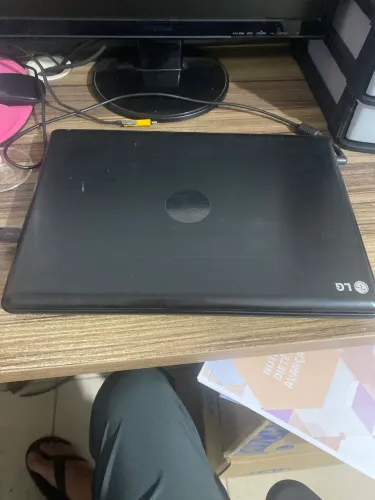 notebook LG Pentium 2.4 windows 8.1 desapego