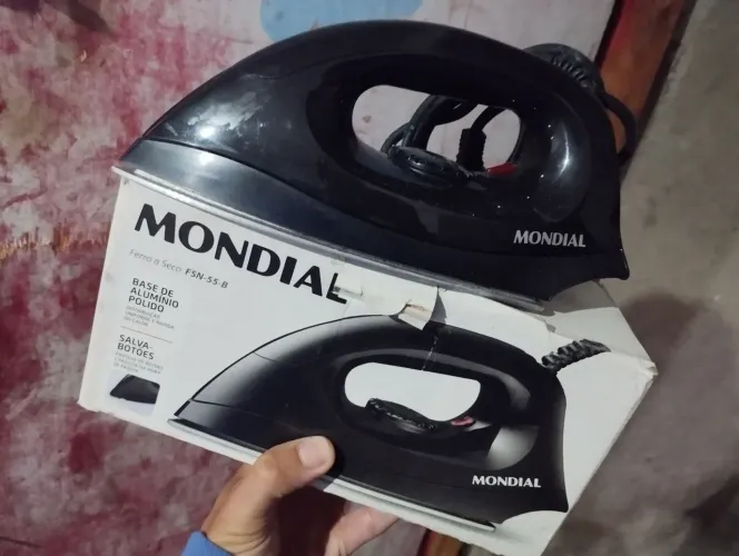 Ferro de passar roupa 