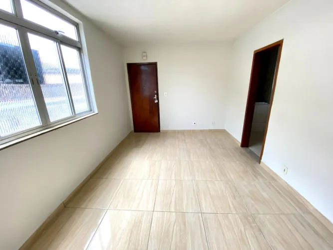 Um 2 quartos com uma bela área externa - Santa Terezinha