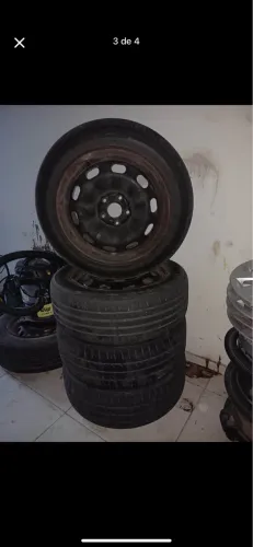 Jogo de roda Volkswagen polo 5 furos aro 15