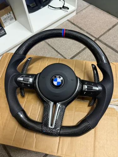 Volante bmw M sport full carbono