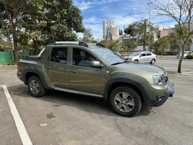 Renault Duster Oroch Dyna. 2.0 Hi-flex 16V Mec. 2016