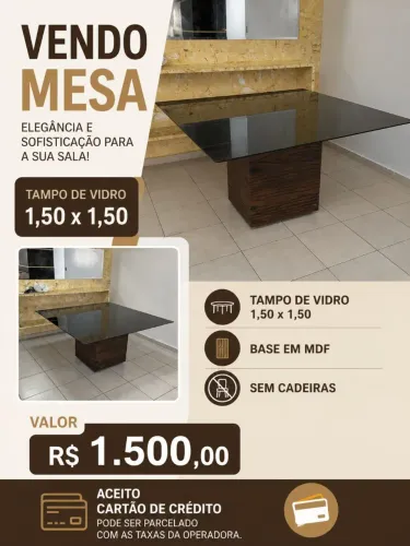 Mesa com Tampo de Vidro