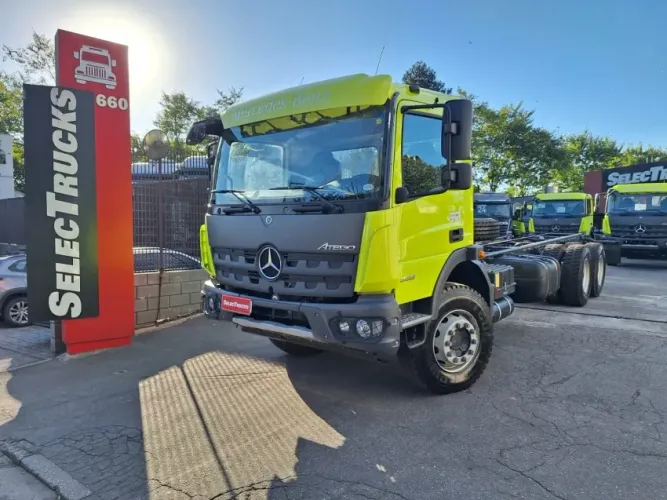 Mercedes Benz Atego 3133 6x4 ano 2025 zero km.
