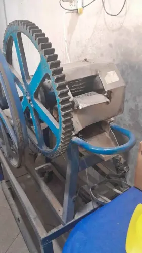 MOENDA DE CANA ELETRICA