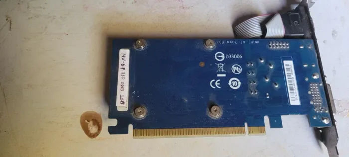 Placa de Vídeo NVIDIA GeForce 210 DDR3 1GB PCI Express