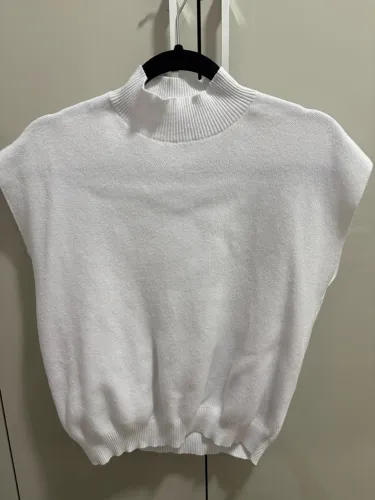Blusa em tricot modal