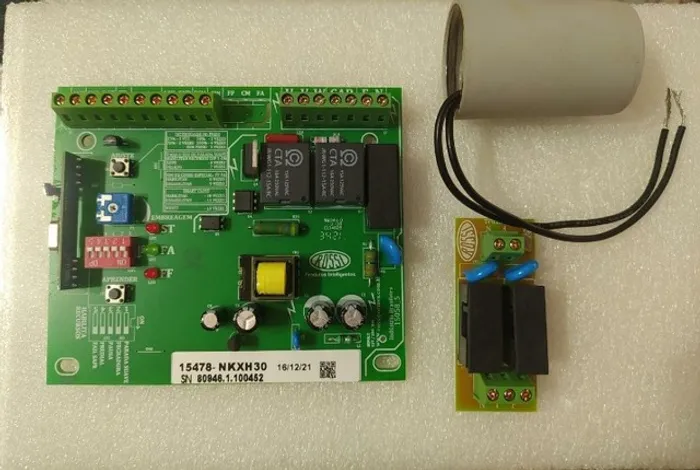 Placa Rossi R$196,00 / capacitor R$22,99 /Placa protetora contra raios R$64,90