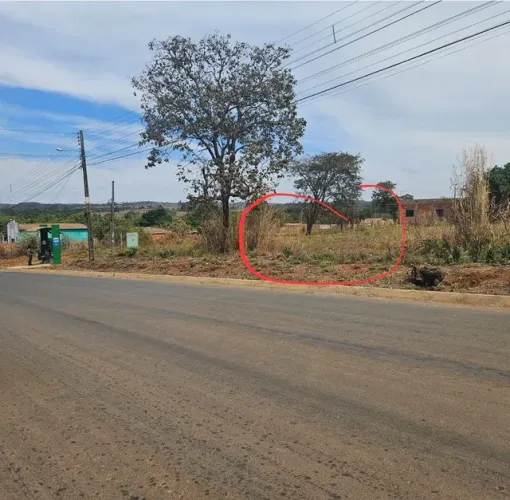 LOTE COMERCIAL GARAVELO SUL NA AVENIDA B RARIDADE PRINCIPAL DO SETOR ACEITO TROCAS