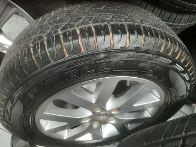 Pneu 225 65 17 Pirelli Scorpion Atr Mitsubischi Tr 4