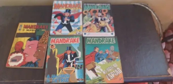 Gibi Mandrake ( RGE , RIO GRAFICA E SABER ) kit  com 5
