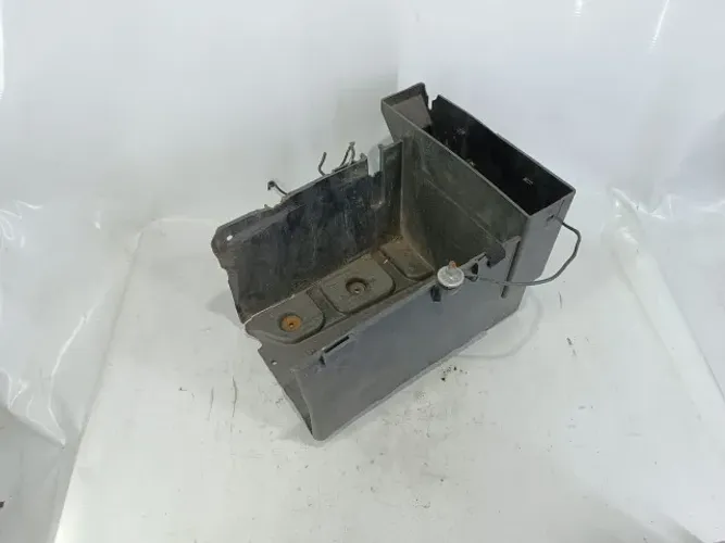 Caixa de bateria Peugeot 306 1998 