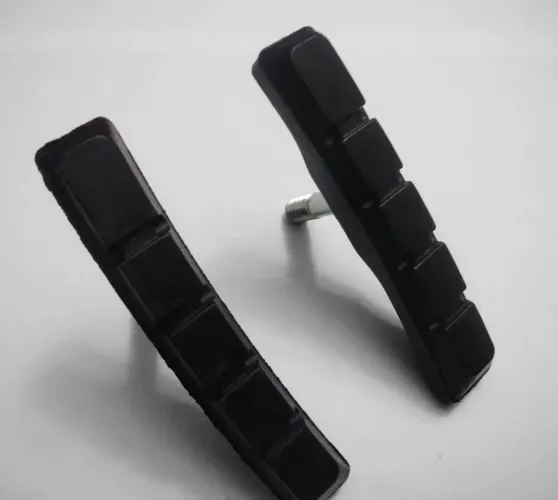 KIT C/ 10 Pares Sapata De Freio MTB 70mm Preto Para V-Brake Com Pino. Logan