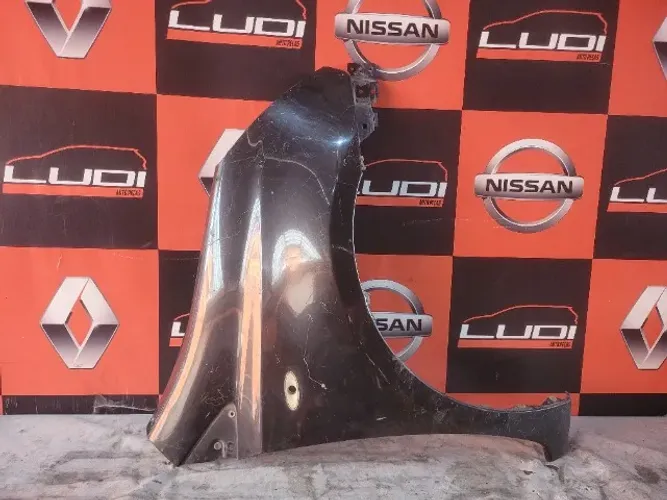 Paralama Direito Nissan Livina 2009 a 2016 Preto