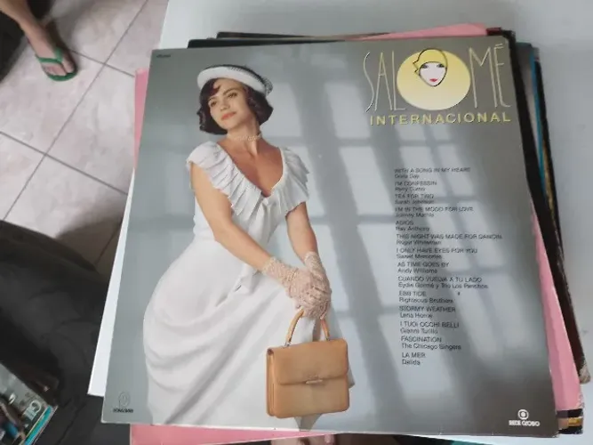 Super Disco de Vinil o LP Salome internacional