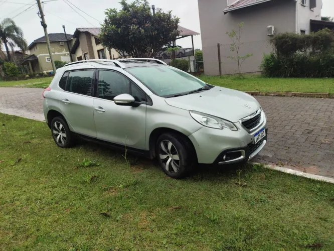 Peugeot 2008 Griffe 1.6 Flex 16V 5P Aut. 2016