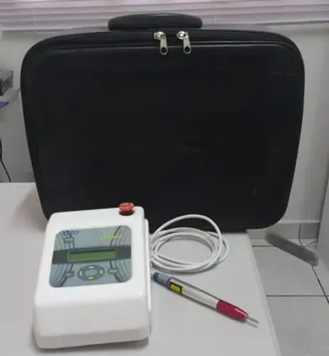 Aparelho de Laserterapia OMNIA com Kit ILIB Terapia (FUNCIONANDO PERFEITO)