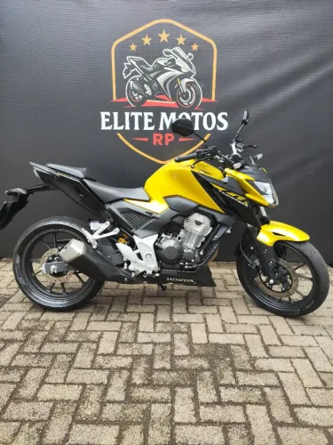 HONDA CB 300F 2023 AMARELA