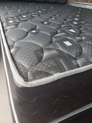 COLCHÃO CASAL MOLAS ENSACADAS EM OFERTA