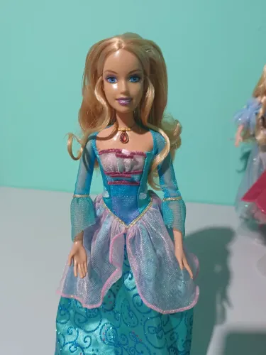 Barbie princesa da ilha Rosella 