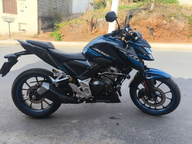 Honda Cb Twister 300f ABS 2025 vendo ou troco em 160