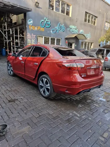 sucata renault fluence gt 2.0 turbo 2013 manual - retirada de peças