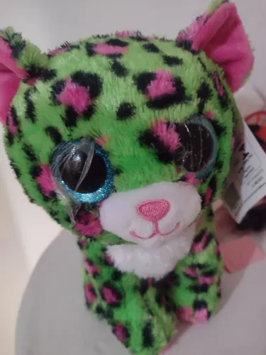 Urso de pelúcia olhos de vidro