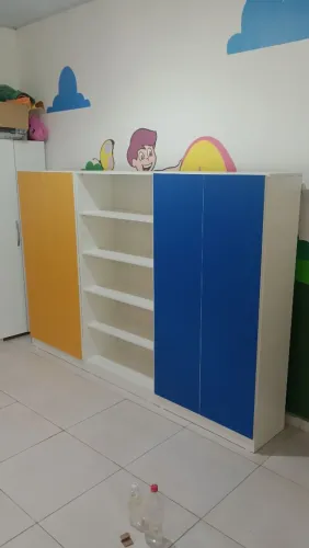 Armário de organização infantil - Amarelo e Azul