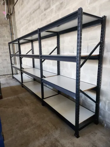 Prateleiras de Aço Reforçadas para Comércio