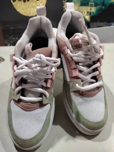 TENIS HOCKS FEMINIO NUMEO 37 USADO EM EXCELENTE ESTADO