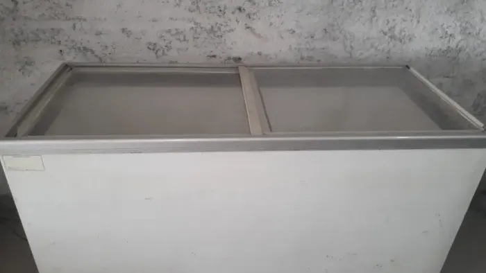 freezer horizontal
