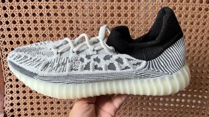 Yeezy 350 V2 Cmpct Branco ORIGINAL - Novo e na Caixa! ?