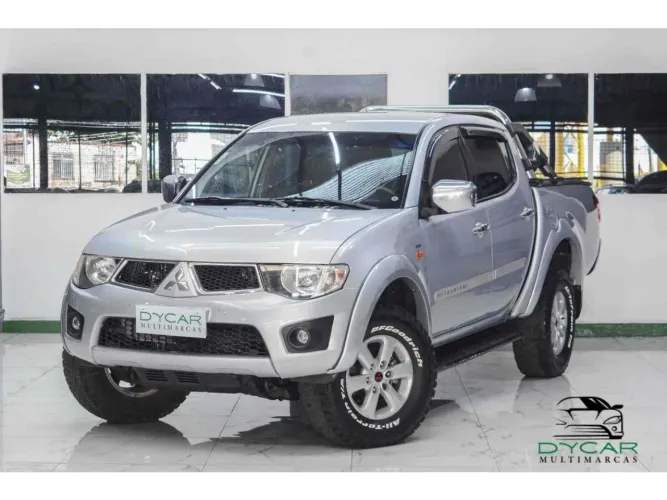 Mitsubishi L200 Triton HPE 3.2 CD TB Int.diesel AUT 2011