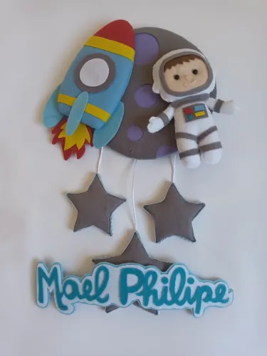 Decoração para Berço Astronauta e Foguete