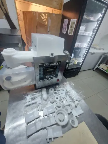 Maquina de salgados modeladora