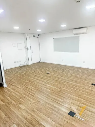 Sala Comercial para Venda em The One Office Tower, Jardim Florida - Jundiaí, SP