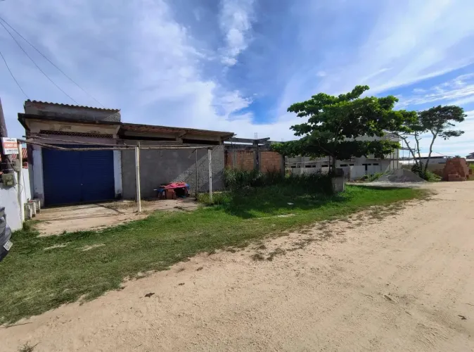 Casa para Venda em Saquarema, Vilatur, 1 dormitório, 1 banheiro, 1 vaga