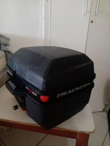 Baú moto com encosto 