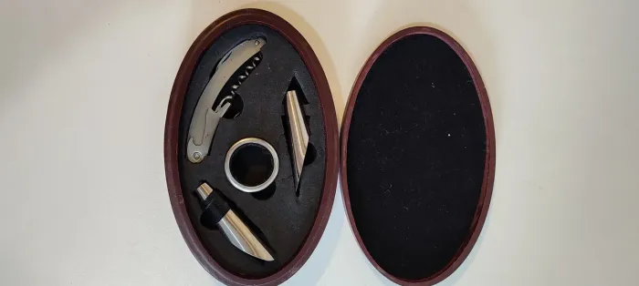 Kit de Abridor de Vinho em Caixa de Madeira