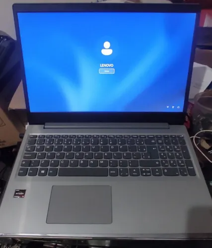 Notebook Lenovo rayzen 5 / 8 gb ram / SSD M2 256 gb 